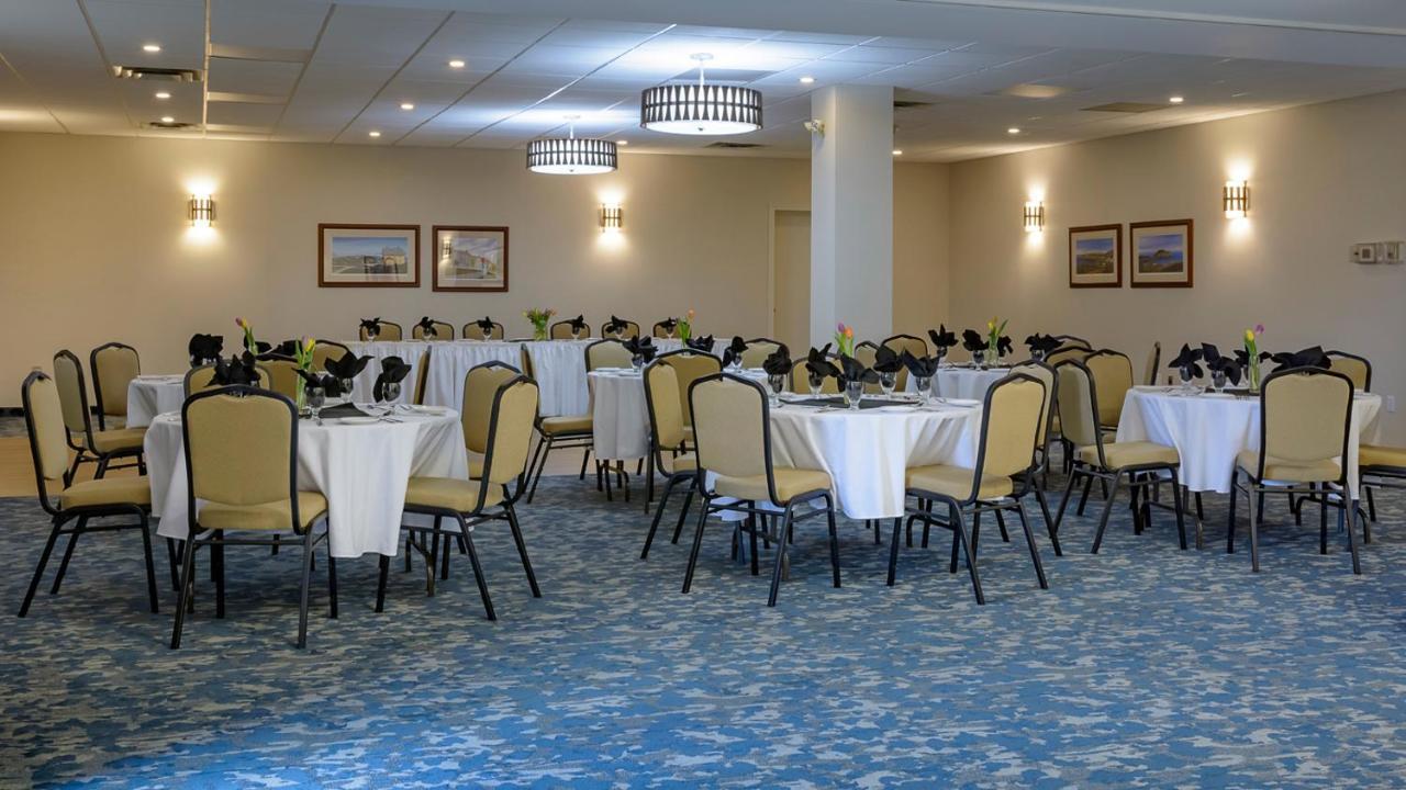 Quality Hotel Clarenville Bagian luar foto