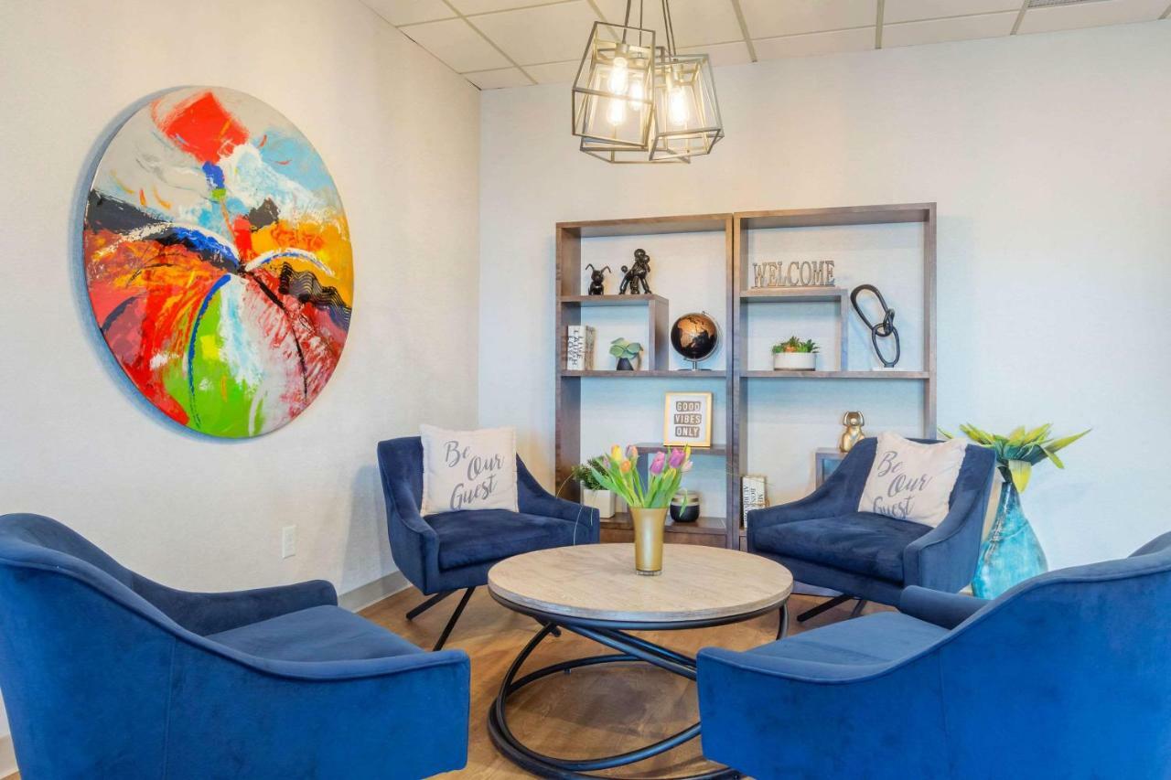 Quality Hotel Clarenville Bagian luar foto