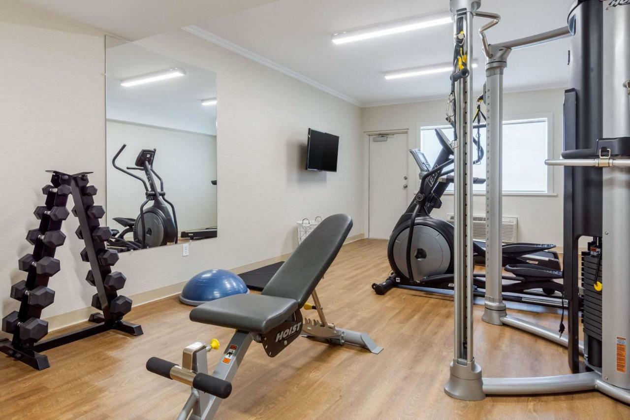 Quality Hotel Clarenville Bagian luar foto