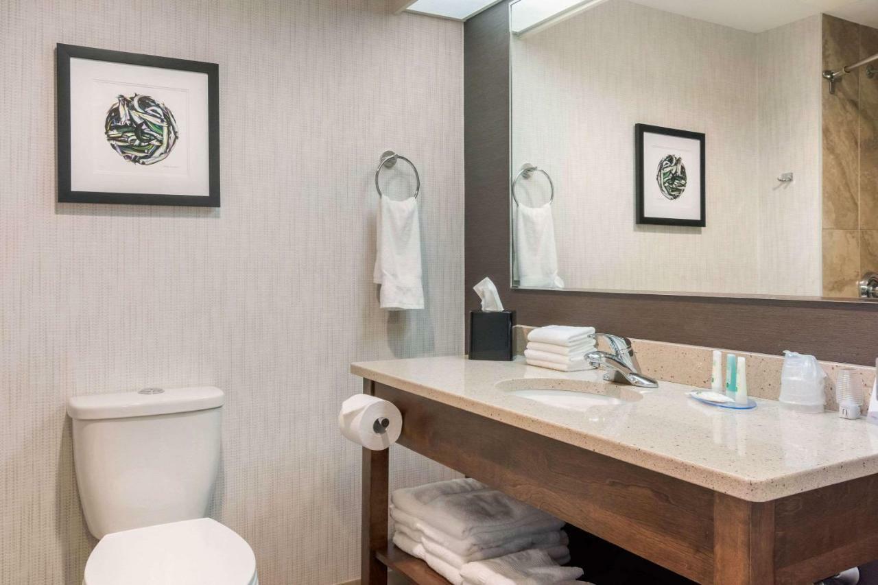 Quality Hotel Clarenville Bagian luar foto