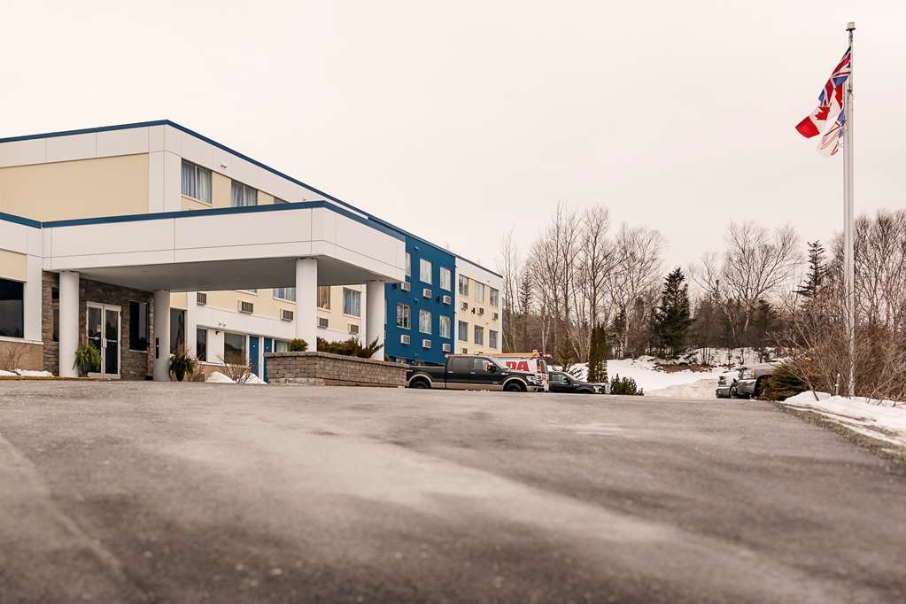 Quality Hotel Clarenville Bagian luar foto